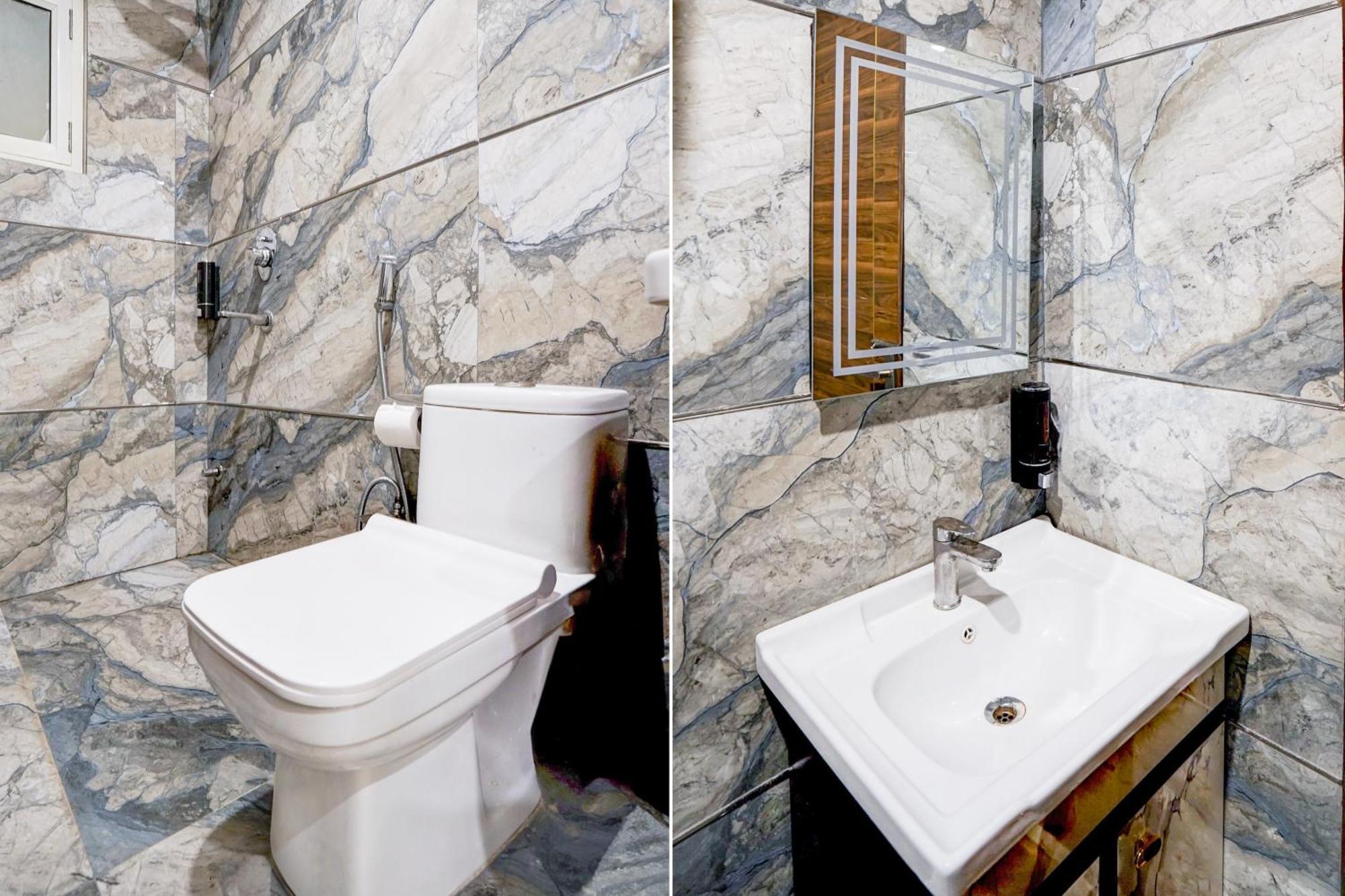 Townhouse Hotel Grand Emporio By Sbg Near Vaishali Metro Station Ghaziabad Buitenkant foto